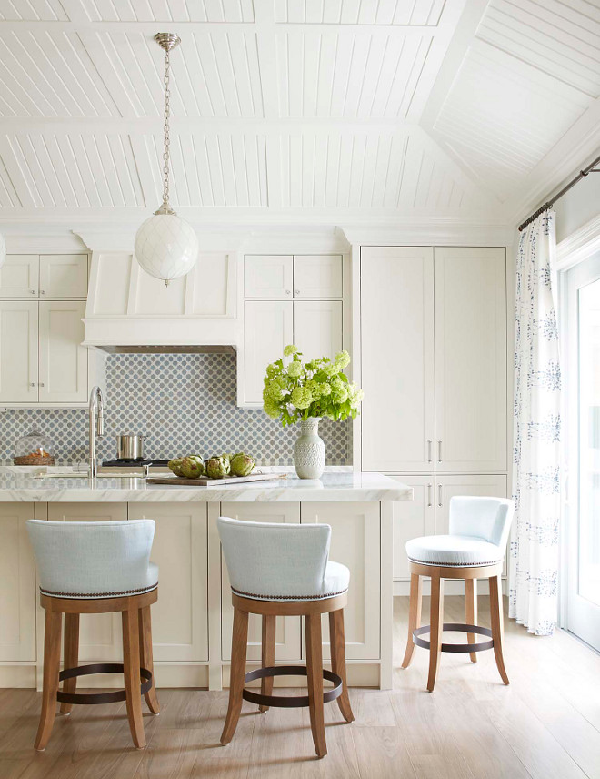 Off white kitchen 